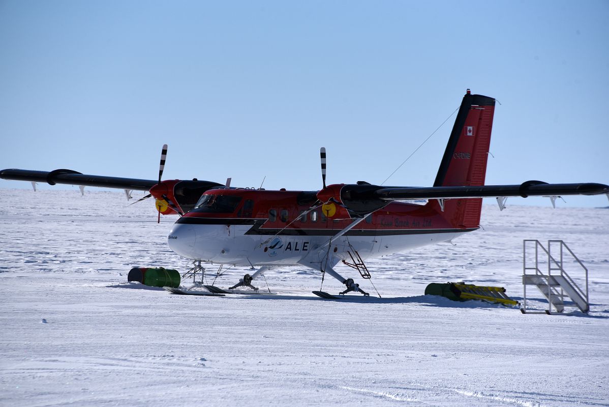 05B The Kenn Borek Air Ski-wheel DHC-6 Twin Otter Airplane At Union Glacier Antarctica Flies To Mount Vinson Base Camp